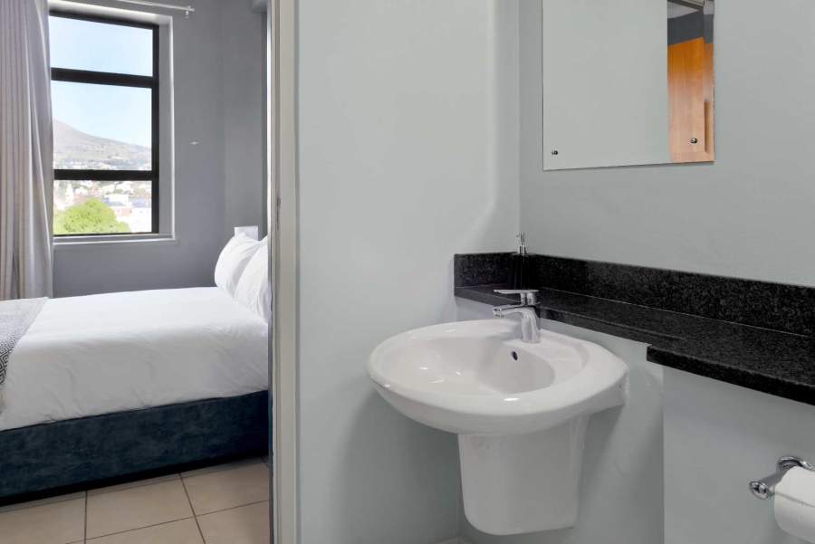 To Let 2 Bedroom Property for Rent in Cape Town City Centre Western Cape